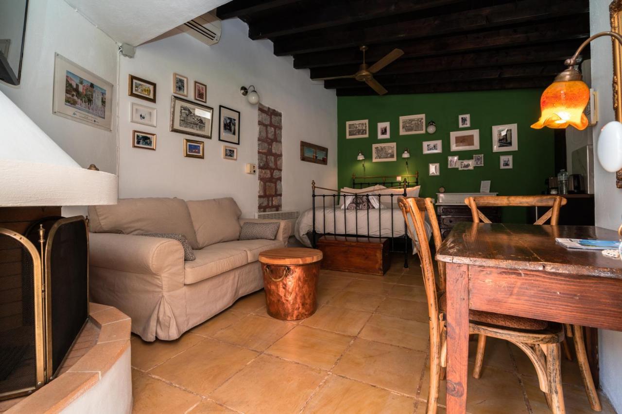 Rafalias Mansion هيدرا المظهر الخارجي الصورة
