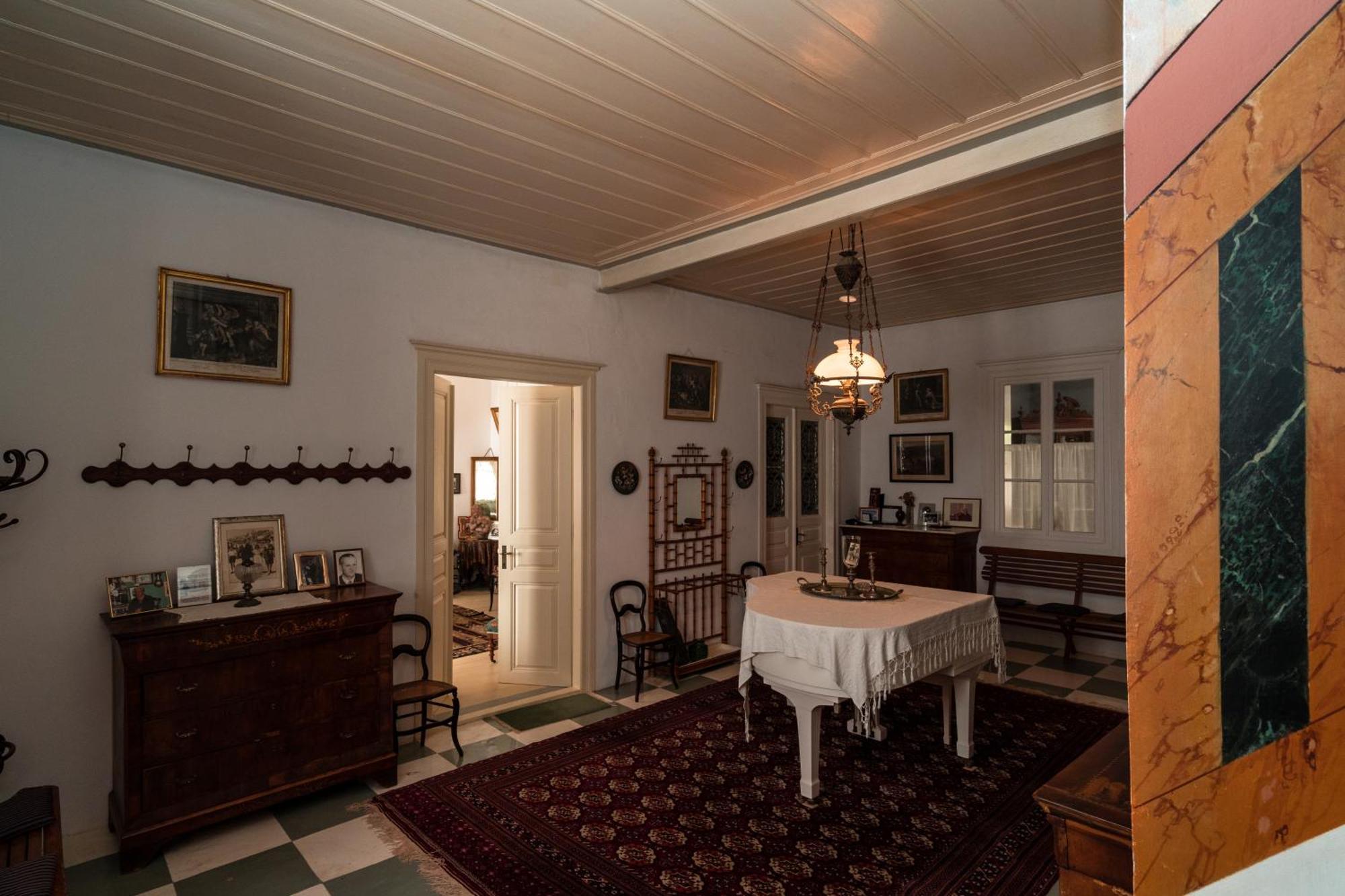 Rafalias Mansion هيدرا المظهر الخارجي الصورة